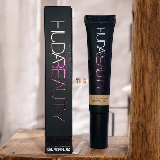 HUDA BEAUTY The Overachiever Concealer