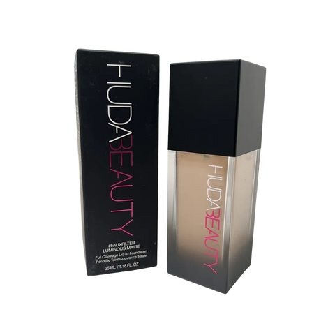 Huda Beauty #Faux Foundation