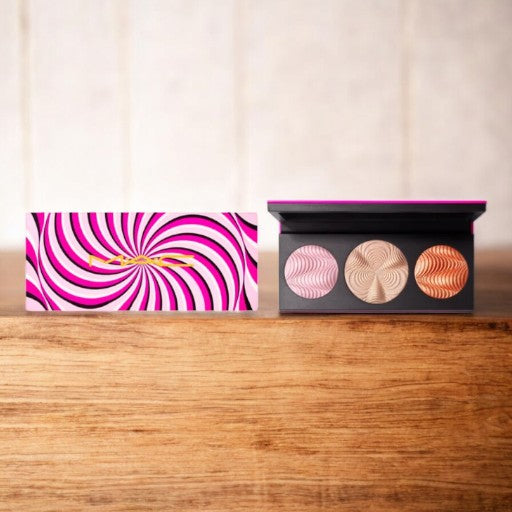 MAC STEP BRIGHT UP EXTRA DIMENSION SKINFINISH PALETTE