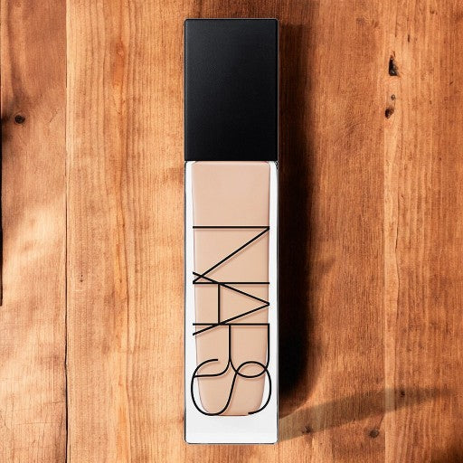 NARS Natural Radiant Longwear Foundation Light