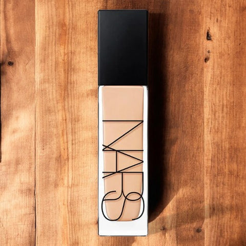 NARS Natural Radiant Longwear Foundation Light