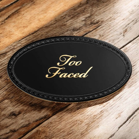 TOO FACED Born This Way Turn Up the Light Medium Highlightening Palette