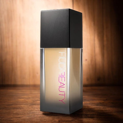 Huda Beauty #Faux Foundation
