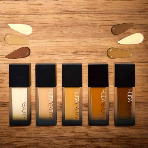 Huda Beauty #Faux Foundation